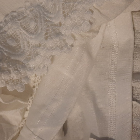 White lace midi sleevless  v neck dress - Picture 9 of 10